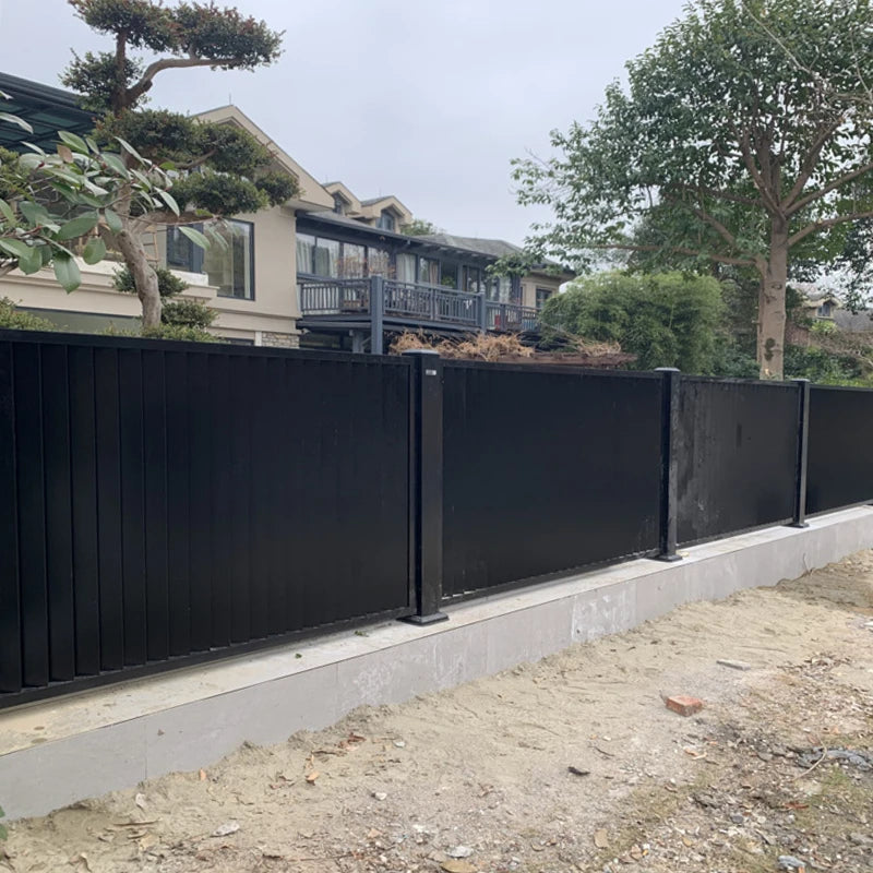 Vertical Aluminum Powder Coated Metal Fence/Panel with Slat Surface