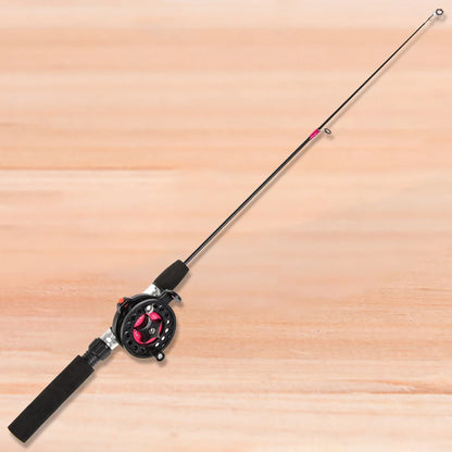 Telescopic Ultra-Light Fishing Pole/Rod with Reel for Interactive Play with Pets
Ideal for Cat Enthusiasts: This fishing pole is idea for cat play enthusiasts. It allows for quality and convenience interactive cat play. Its l