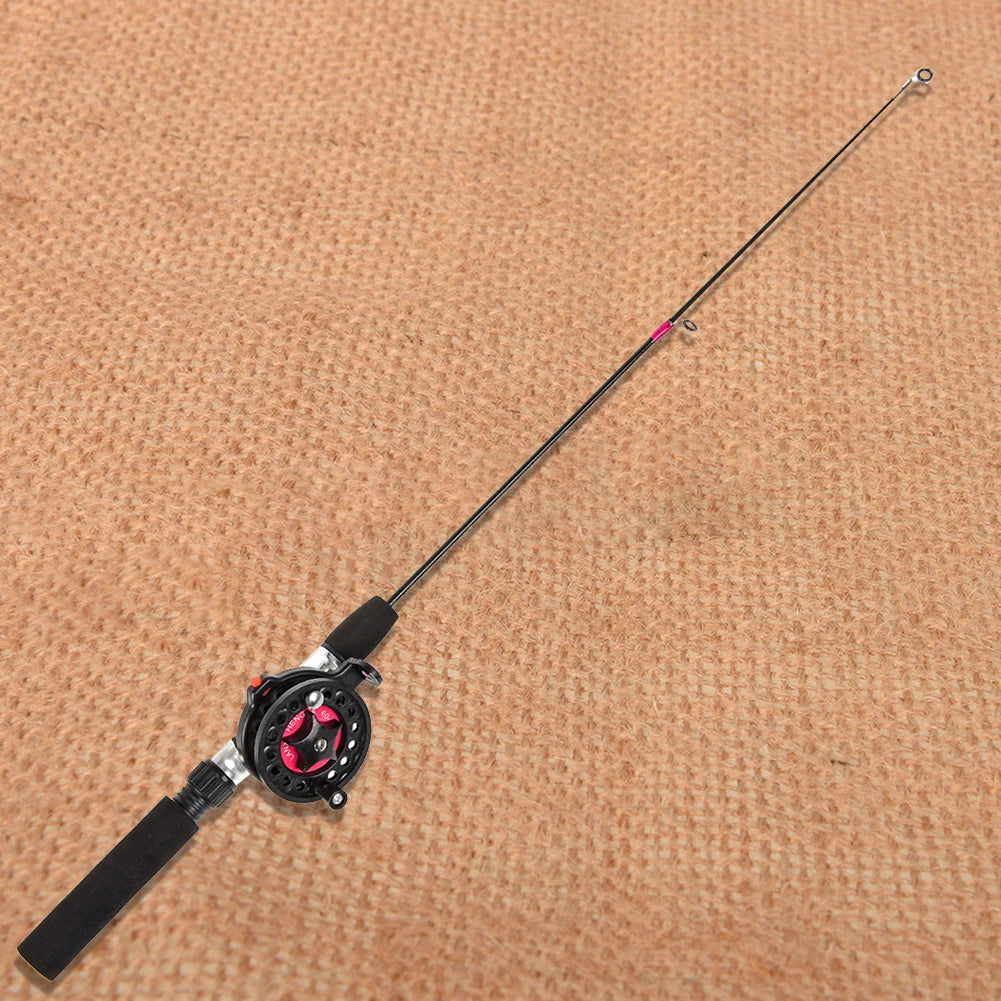 Telescopic Ultra-Light Fishing Pole/Rod with Reel for Interactive Play with Pets
Ideal for Cat Enthusiasts: This fishing pole is idea for cat play enthusiasts. It allows for quality and convenience interactive cat play. Its l
