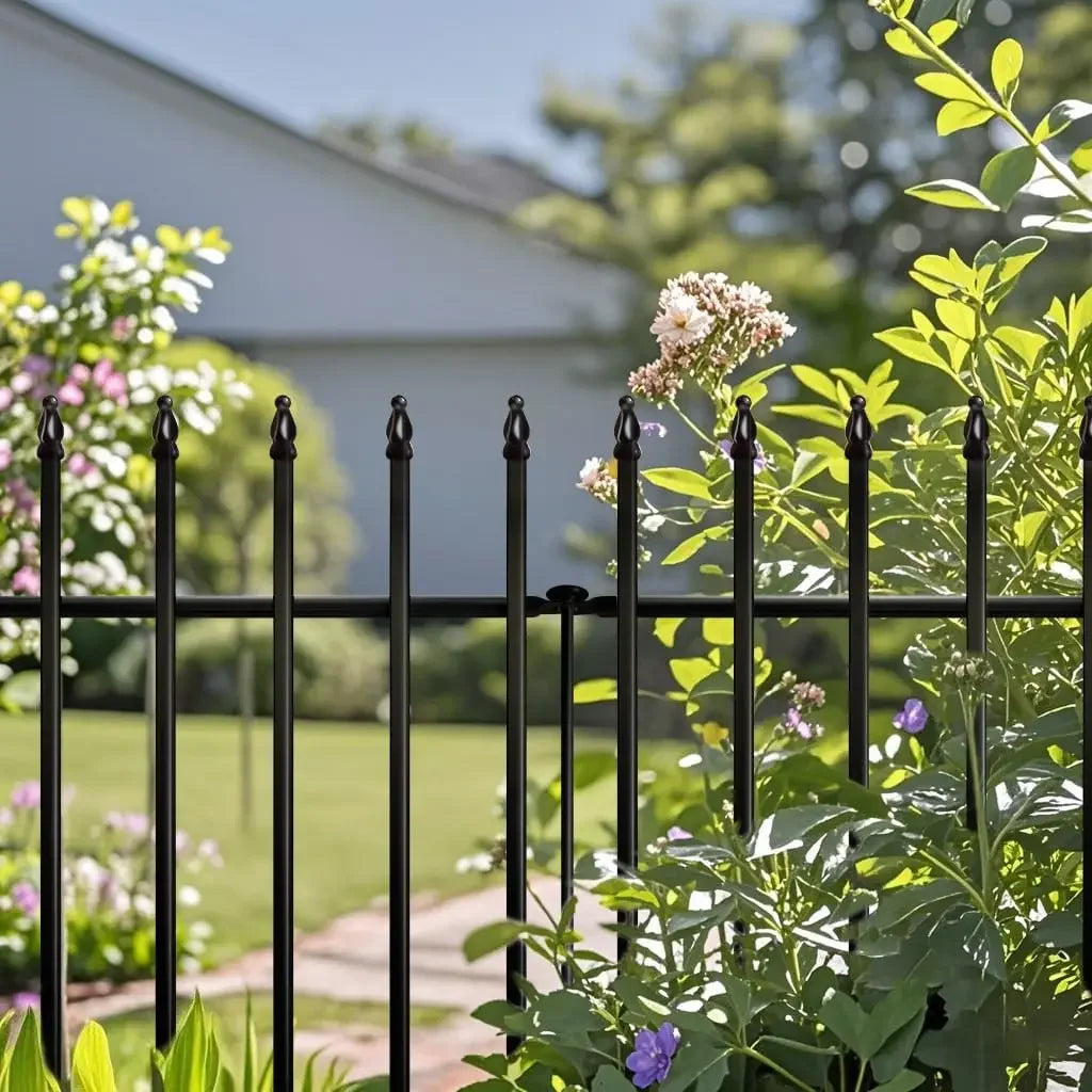 36 inch H x 28 inch W 5 Panels (4 Panels + 1 Gate) Total Length 11.6 ft. No Dig Metal Garden Fence.