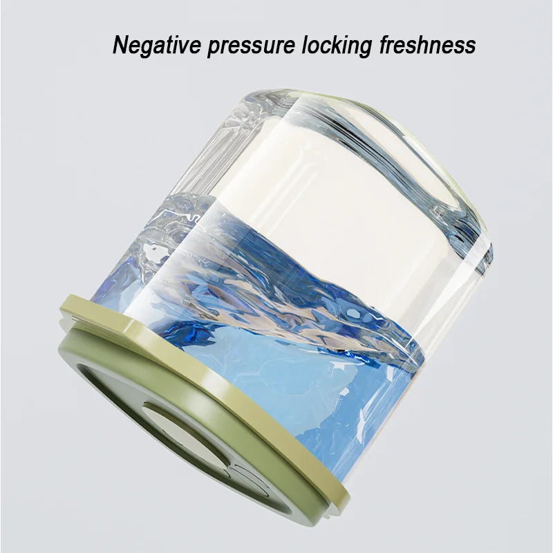 Large-capacity pet food storage bucket Vacuum-sealed moisture-proof mold-proof cat food and dog food storage container