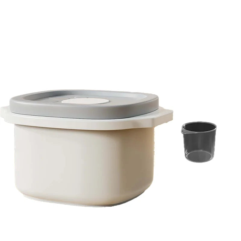 Large-capacity pet food storage bucket Vacuum-sealed moisture-proof mold-proof cat food and dog food storage container